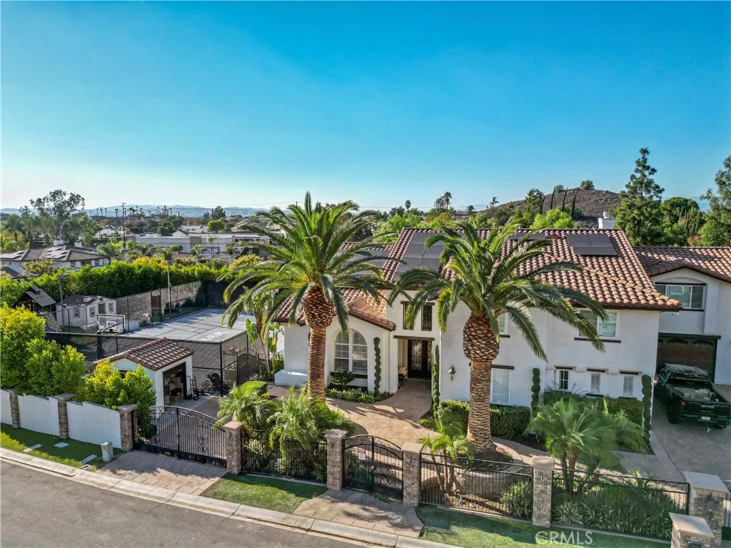 1211 Thoroughbred Lane, Norco, California 92860 home-pic-0